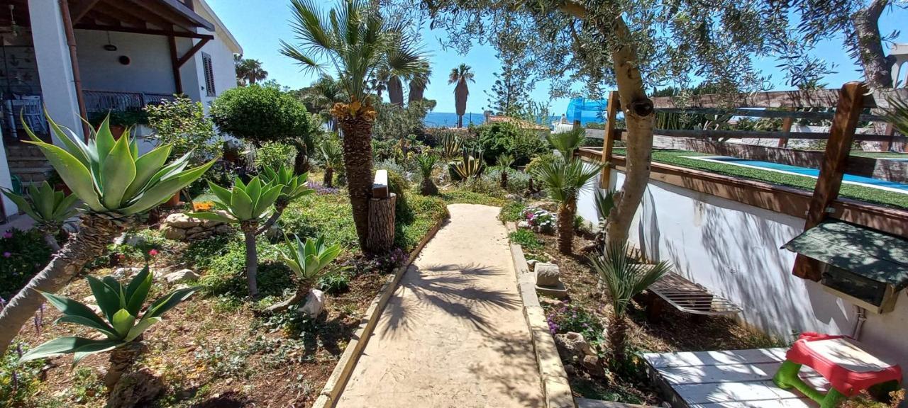 A Due Passi Dal Mare Con Piscina Villa Fontane Bianche Exterior foto