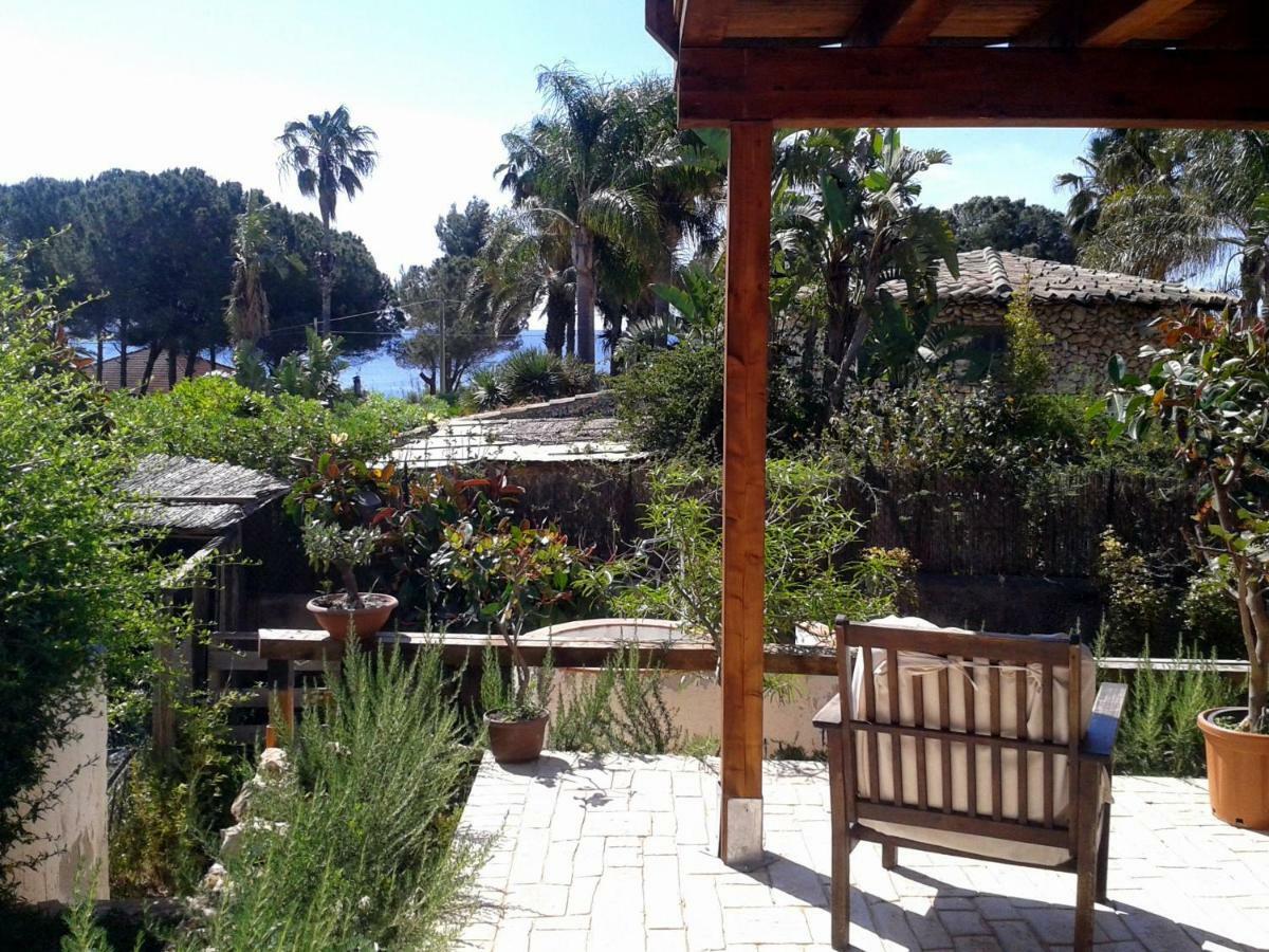 A Due Passi Dal Mare Con Piscina Villa Fontane Bianche Exterior foto